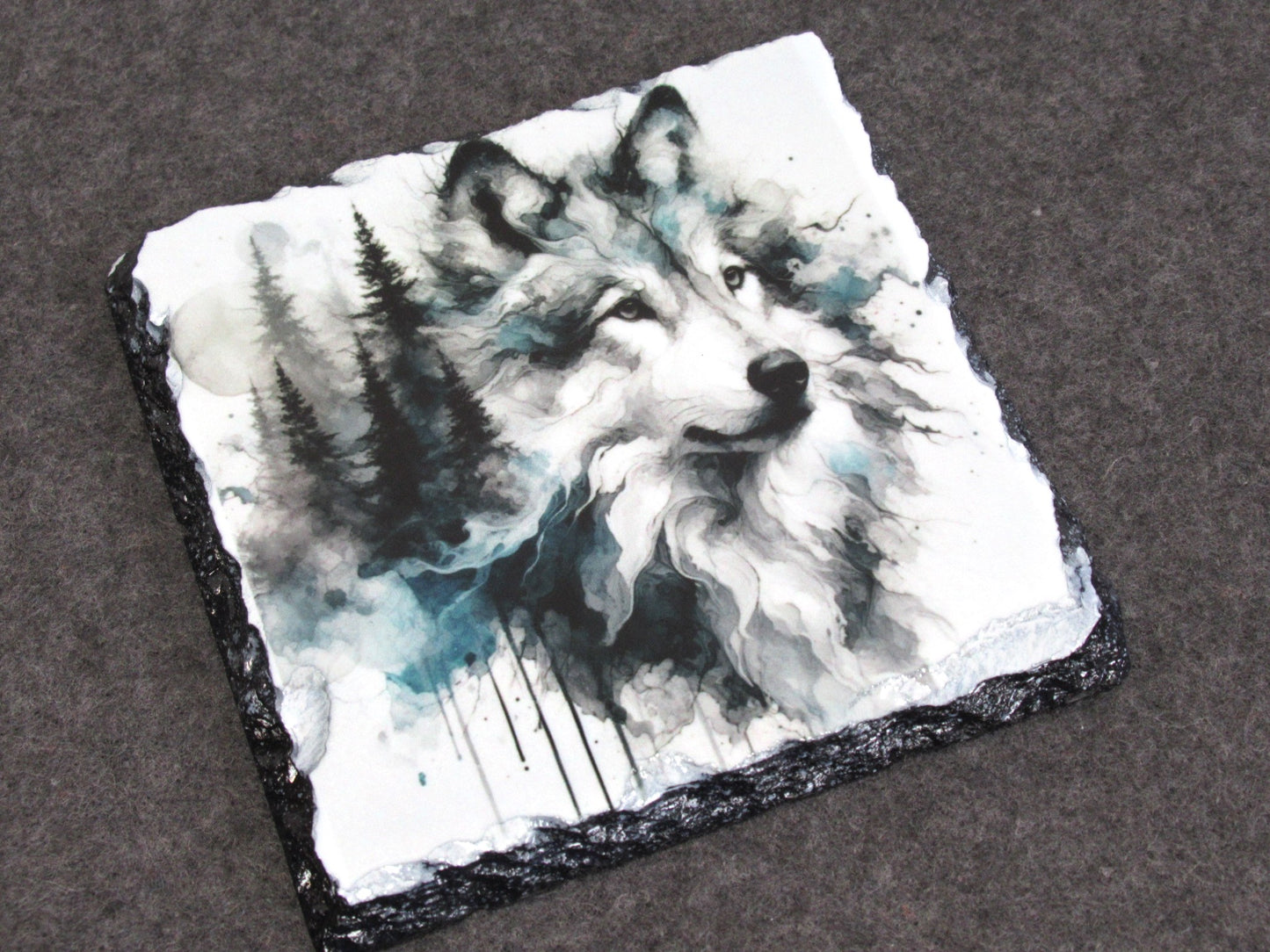 Wolf Head Slate Coaster – Natural Slate Drink Coaster with Wolf Art Design